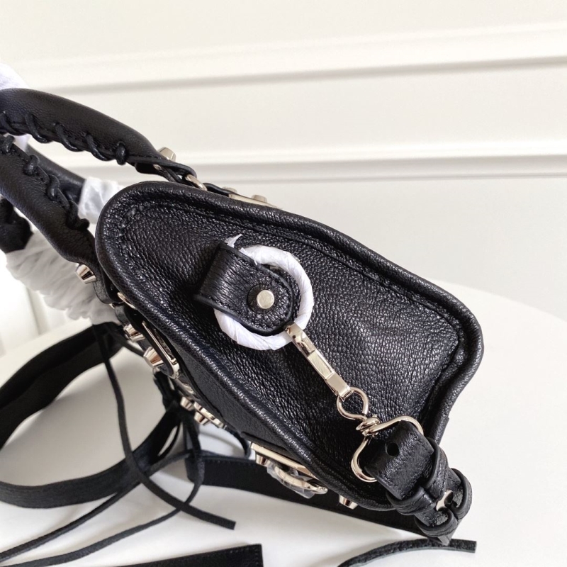 Ba1en*iaga classic city bags